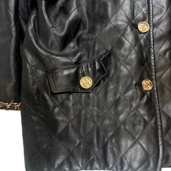 CHANEL VINTAGE BLACK LEATHER SWING COAT (FR44 | LARGE) - Picture 8 of 10